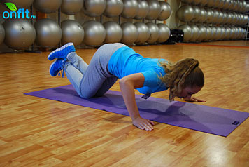 Комплекс упражнений для похудения – отжимания Комплекс упражнений для похудения – отжимания