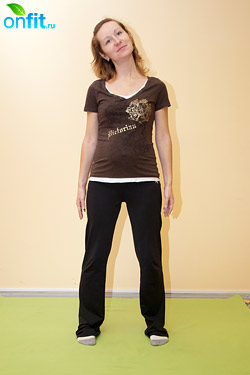 Выполнение упражнения для беременных в 1-м триместре «Наклоны головы» Выполнение упражнения для беременных в 1-м триместре «Наклоны головы»